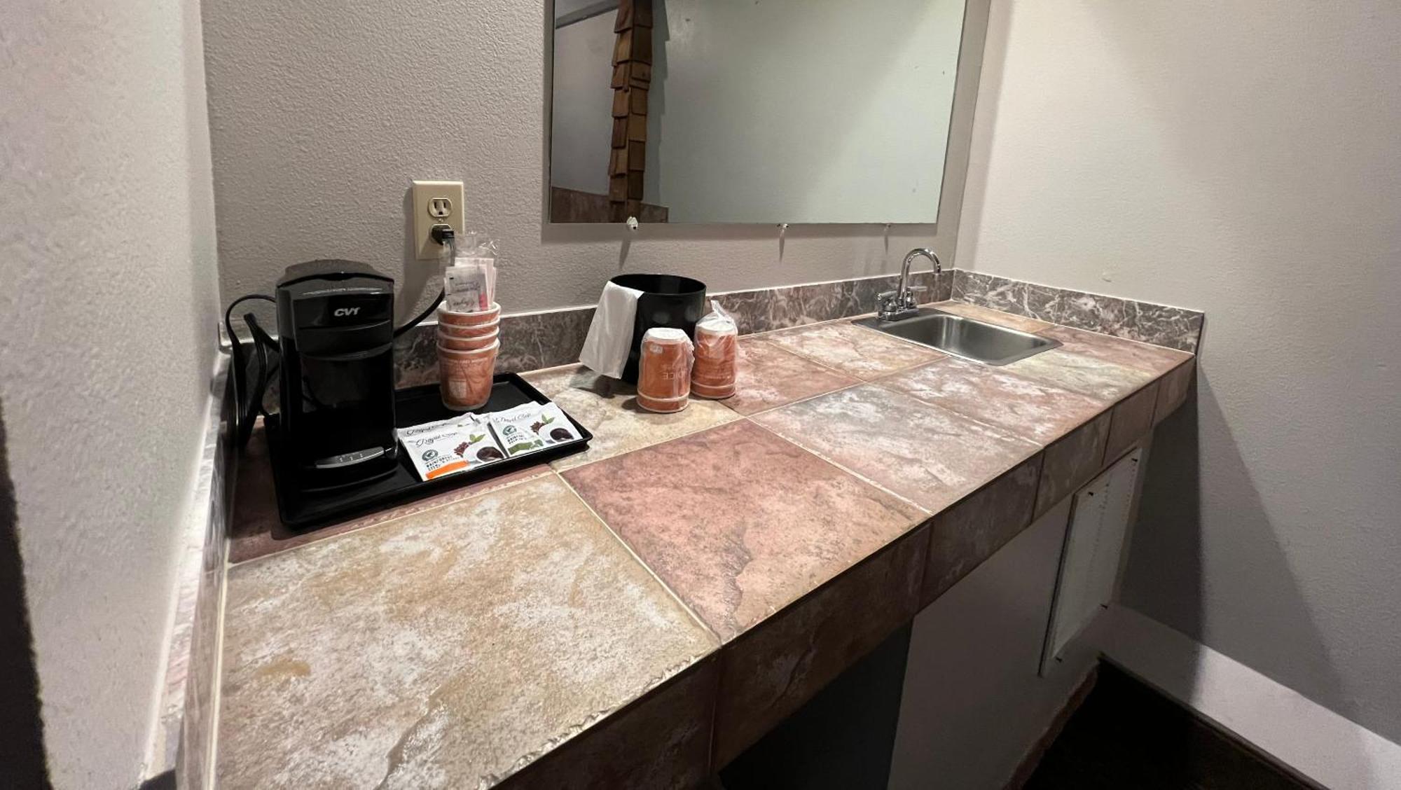 Country Inn & Suites By Radisson, Battle Creek, Mi Eksteriør billede