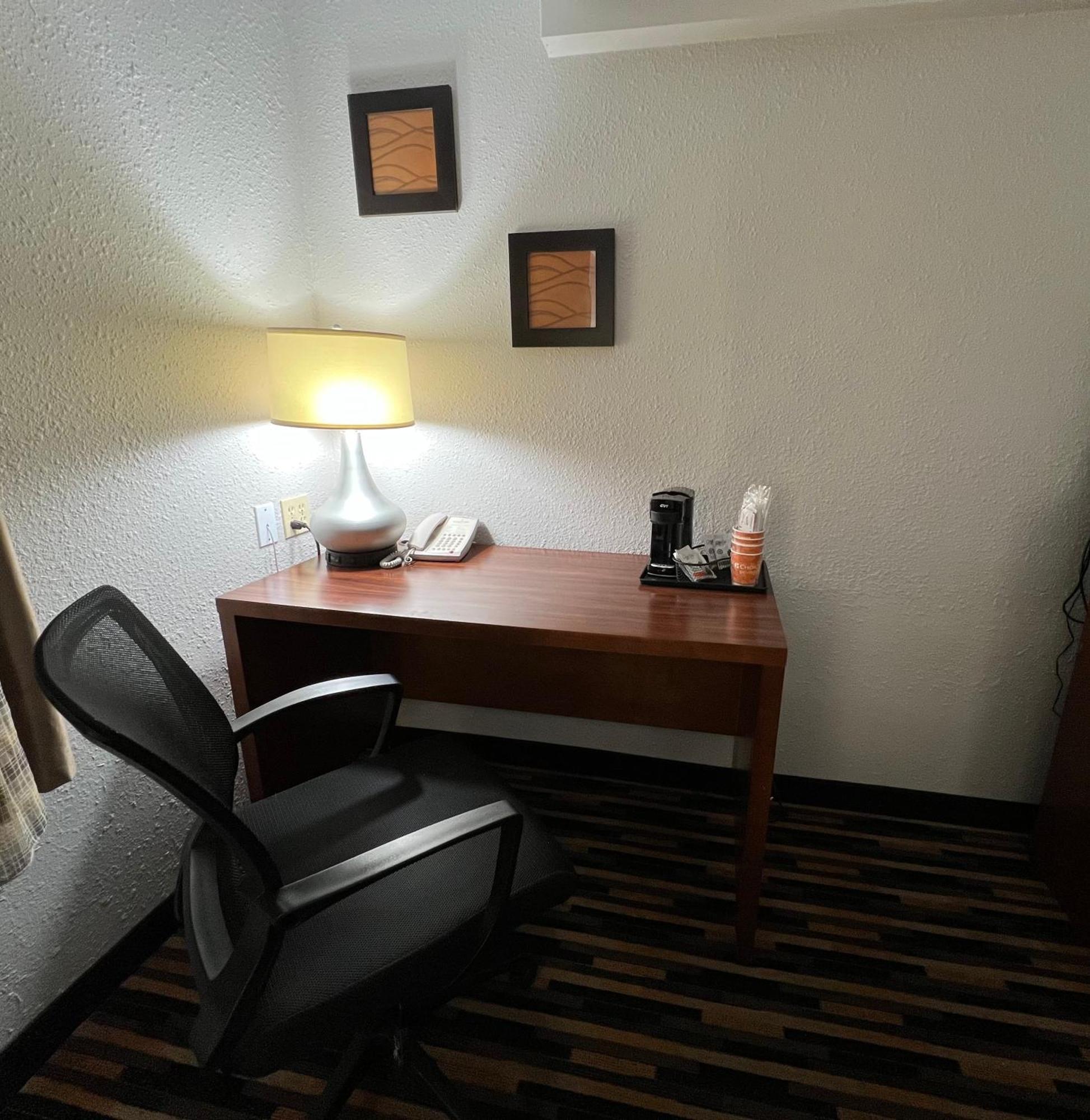 Country Inn & Suites By Radisson, Battle Creek, Mi Eksteriør billede
