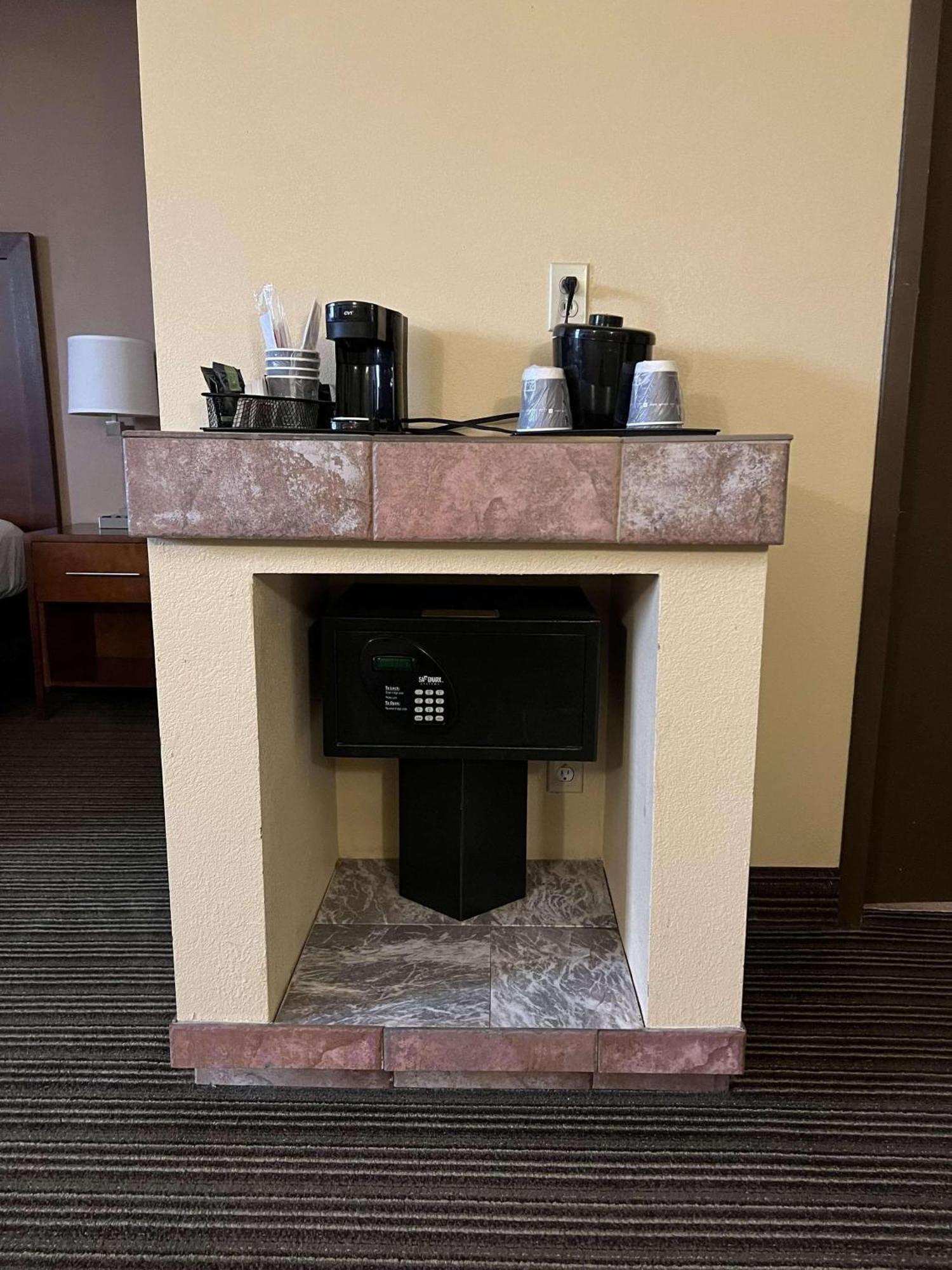 Country Inn & Suites By Radisson, Battle Creek, Mi Eksteriør billede
