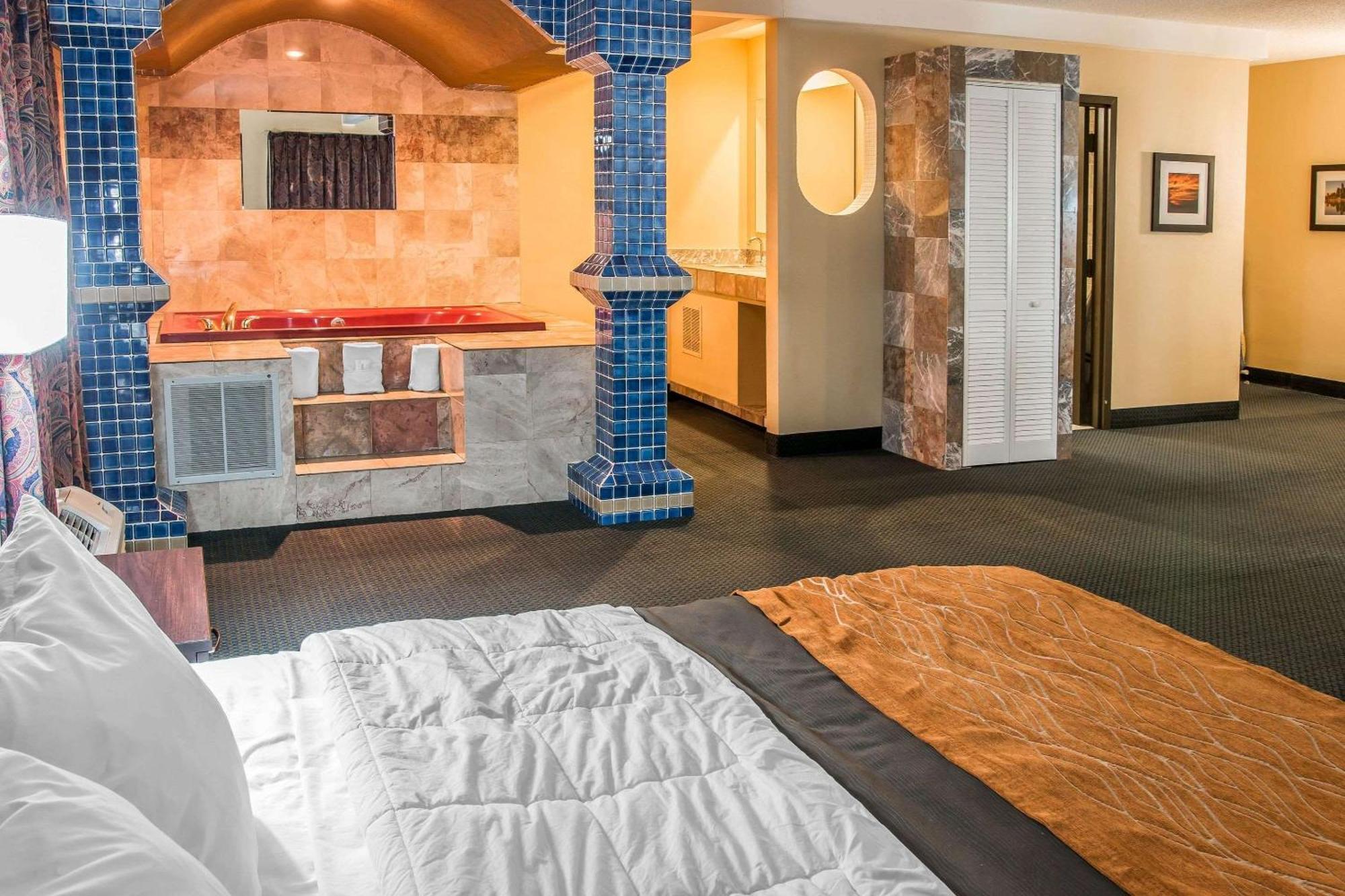 Country Inn & Suites By Radisson, Battle Creek, Mi Eksteriør billede